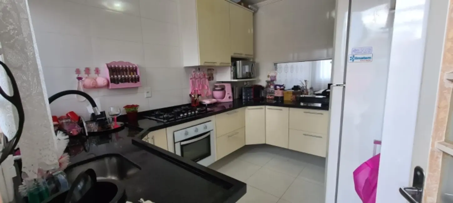 Casa de Condomínio com 2 quartos à venda, 65m2 em Parque São Bento, Sorocaba - SP - imagem 9 Foto 9 de Casa de Condomínio com 2 quartos à venda, 65m2 em Parque São Bento, Sorocaba - SP