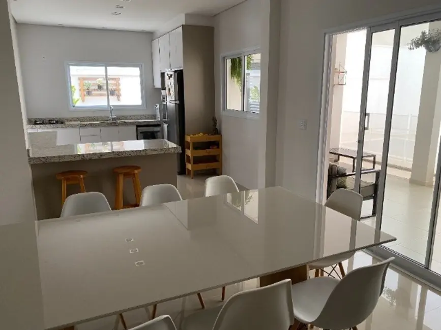 Foto 4 de Sobrado com 4 quartos à venda, 254m2 em Sorocaba - SP