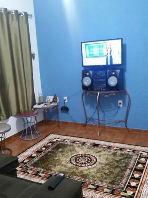 Casa de Condomínio com 2 quartos à venda, 70m2 em Vila Fiori, Sorocaba - SP - imagem 3 Foto 3 de Casa de Condomínio com 2 quartos à venda, 70m2 em Vila Fiori, Sorocaba - SP