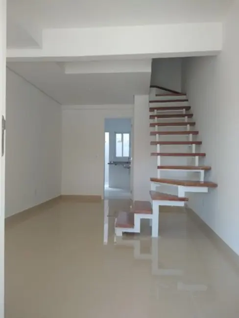 Sobrado com 2 quartos à venda, 80m2 em Jardim Gonçalves, Sorocaba - SP - imagem 9 Foto 9 de Sobrado com 2 quartos à venda, 80m2 em Jardim Gonçalves, Sorocaba - SP