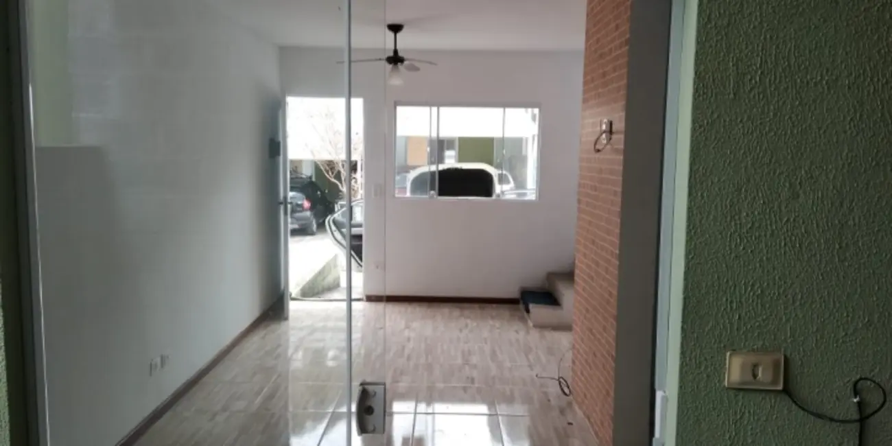 Foto 2 de Sobrado com 2 quartos à venda, 60m2 em Jardim Carolina, Sorocaba - SP