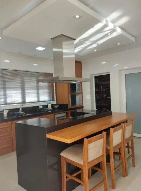 Foto 5 de Sobrado com 3 quartos à venda, 317m2 em Condomínio Residencial Flores, Votorantim - SP