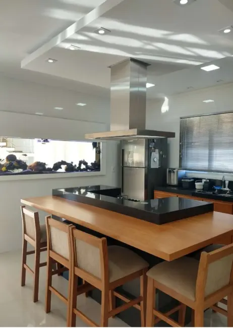 Foto 6 de Sobrado com 3 quartos à venda, 317m2 em Condomínio Residencial Flores, Votorantim - SP