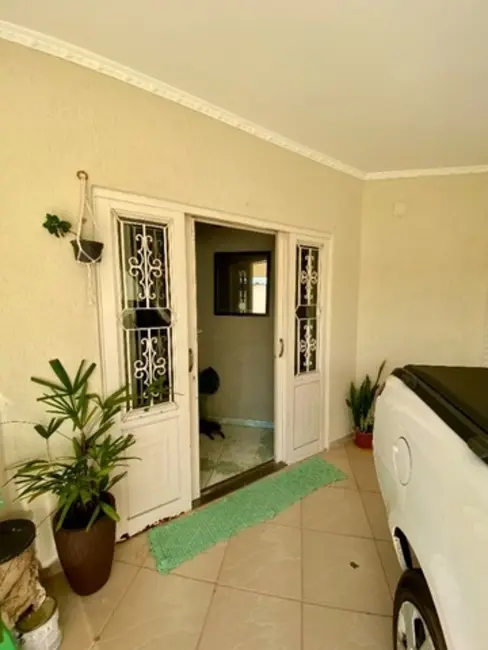 Foto 4 de Sobrado com 4 quartos à venda, 150m2 em Conjunto Habitacional Júlio de Mesquita Filho, Sorocaba - SP