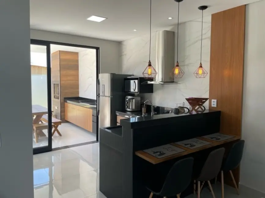 Sobrado com 3 quartos à venda, 160m2 em Horto Florestal, Sorocaba - SP - imagem 4 Foto 4 de Sobrado com 3 quartos à venda, 160m2 em Horto Florestal, Sorocaba - SP