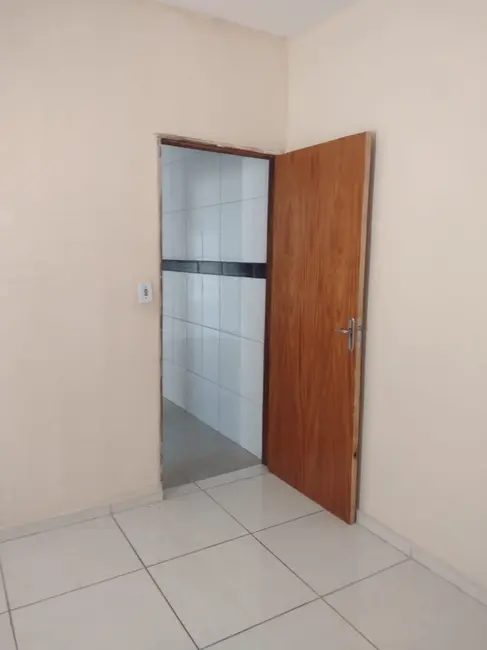 Foto 7 de Sobrado com 2 quartos à venda, 70m2 em Jardim Santa Cecília, Sorocaba - SP