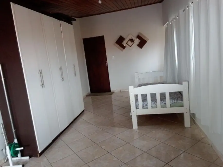 Casa com 3 quartos à venda, 163m2 em Além Ponte, Sorocaba - SP - imagem 4 Foto 4 de Casa com 3 quartos à venda, 163m2 em Além Ponte, Sorocaba - SP