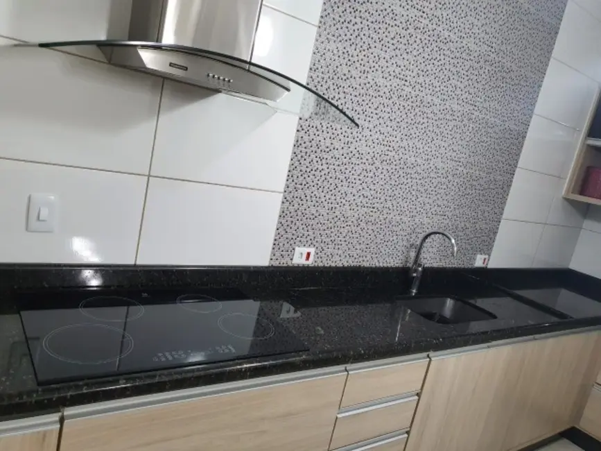 Sobrado com 3 quartos à venda, 175m2 em Jardim Tulipas, Sorocaba - SP - imagem 6 Foto 6 de Sobrado com 3 quartos à venda, 175m2 em Jardim Tulipas, Sorocaba - SP