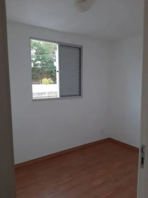 Foto 3 de Apartamento com 2 quartos à venda, 45m2 em Jardim Mirante dos Ovnis, Votorantim - SP