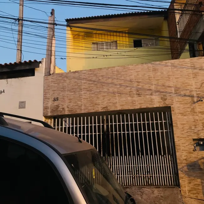 Foto 1 de Sobrado com 3 quartos à venda, 210m2 em Protestantes, Votorantim - SP