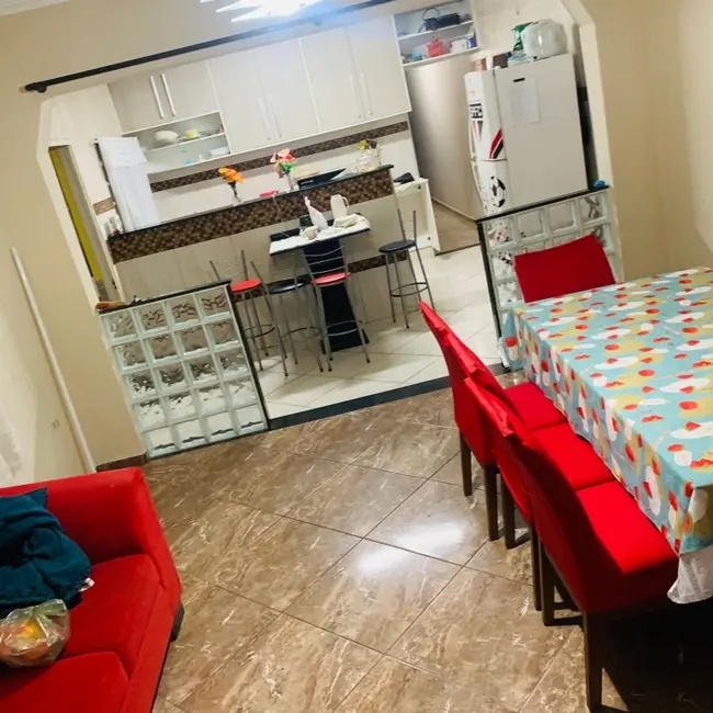 Foto 2 de Sobrado com 3 quartos à venda, 210m2 em Protestantes, Votorantim - SP