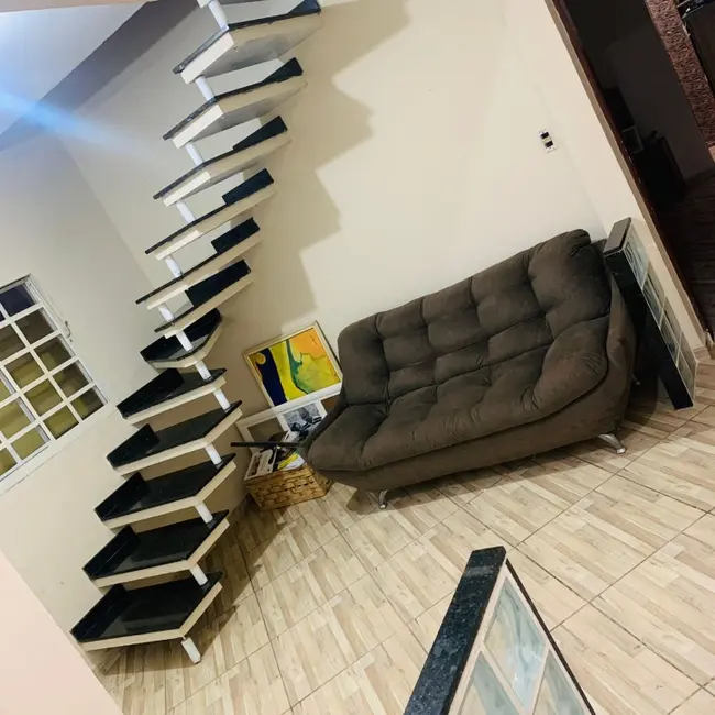 Foto 3 de Sobrado com 3 quartos à venda, 210m2 em Protestantes, Votorantim - SP