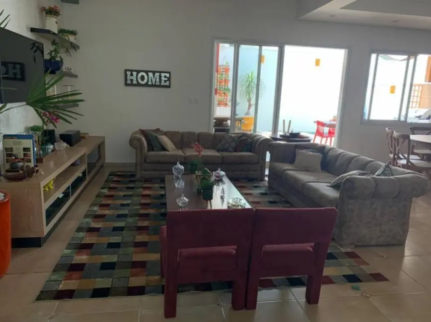 Casa de Condomínio com 5 quartos à venda, 250m2 em Parque Residencial Villa dos Inglezes, Sorocaba - SP - imagem 4 Foto 4 de Casa de Condomínio com 5 quartos à venda, 250m2 em Parque Residencial Villa dos Inglezes, Sorocaba - SP