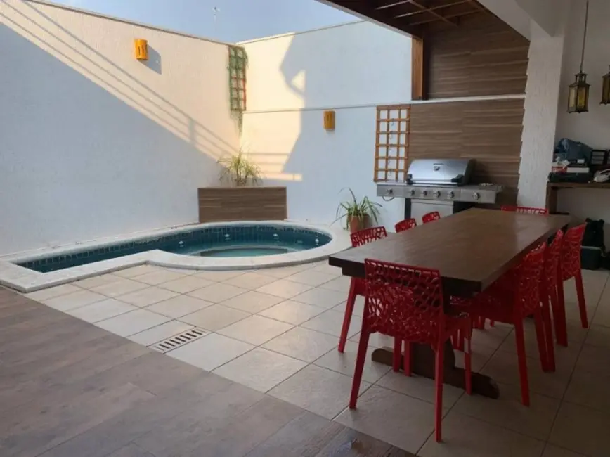 Casa de Condomínio com 5 quartos à venda, 250m2 em Parque Residencial Villa dos Inglezes, Sorocaba - SP - imagem 6 Foto 6 de Casa de Condomínio com 5 quartos à venda, 250m2 em Parque Residencial Villa dos Inglezes, Sorocaba - SP