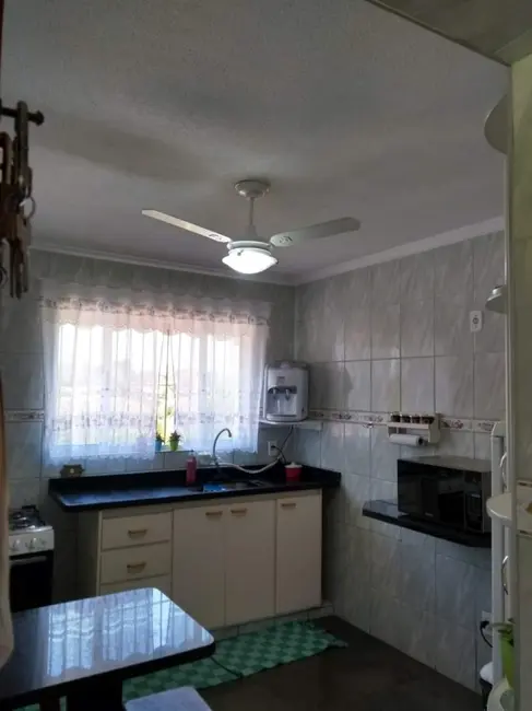 Foto 4 de Chácara com 3 quartos à venda, 150m2 em Aracoiaba Da Serra - SP