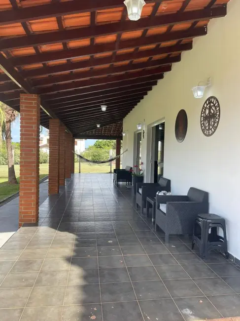 Foto 3 de Sobrado com 4 quartos à venda, 258m2 em Aracoiaba Da Serra - SP