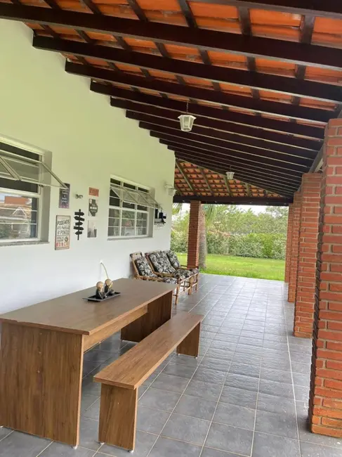 Foto 4 de Sobrado com 4 quartos à venda, 258m2 em Aracoiaba Da Serra - SP