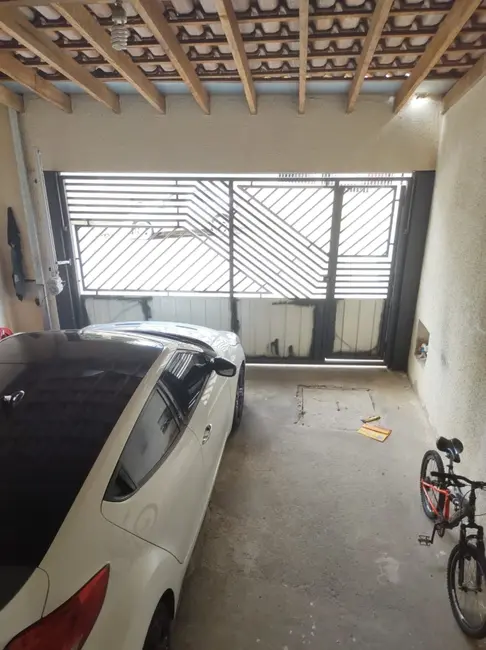 Foto 2 de Casa de Condomínio com 2 quartos à venda, 80m2 em Salto De Pirapora - SP