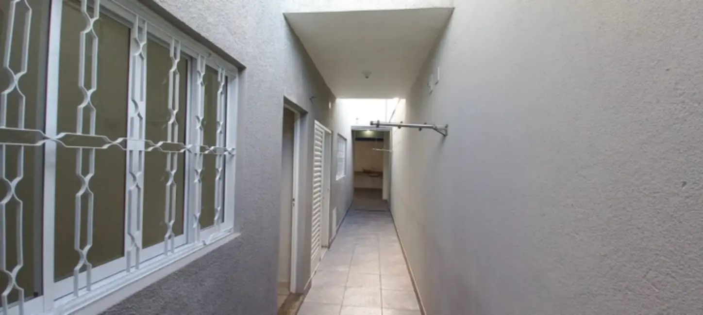 Sobrado com 3 quartos à venda, 200m2 em Jardim Santa Bárbara, Sorocaba - SP - imagem 8 Foto 8 de Sobrado com 3 quartos à venda, 200m2 em Jardim Santa Bárbara, Sorocaba - SP