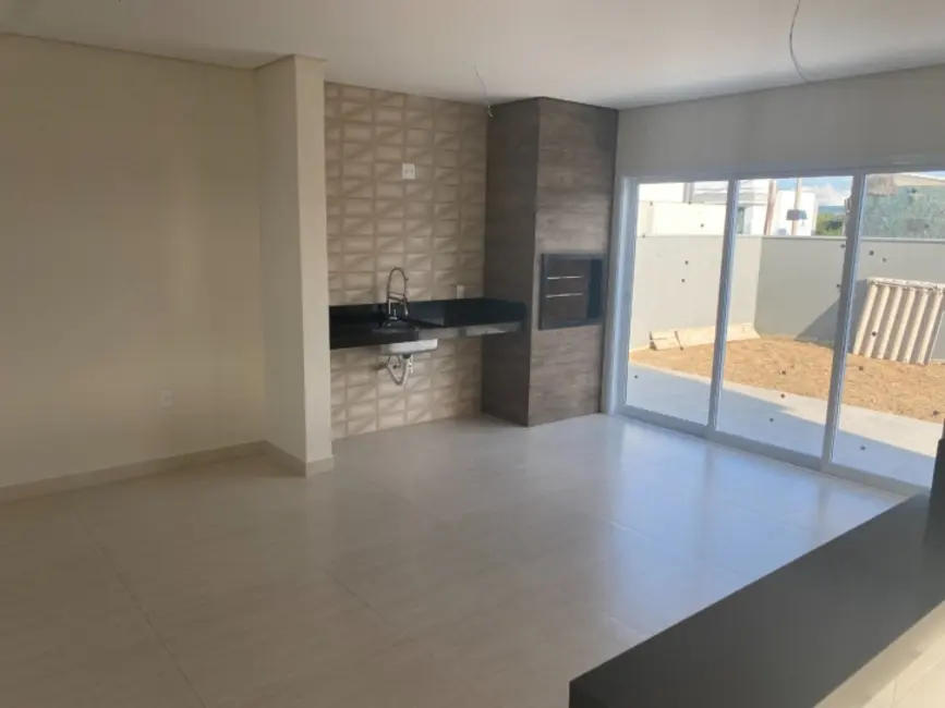 Sobrado com 3 quartos à venda, 215m2 em Centro, Sorocaba - SP - imagem 8 Foto 8 de Sobrado com 3 quartos à venda, 215m2 em Centro, Sorocaba - SP