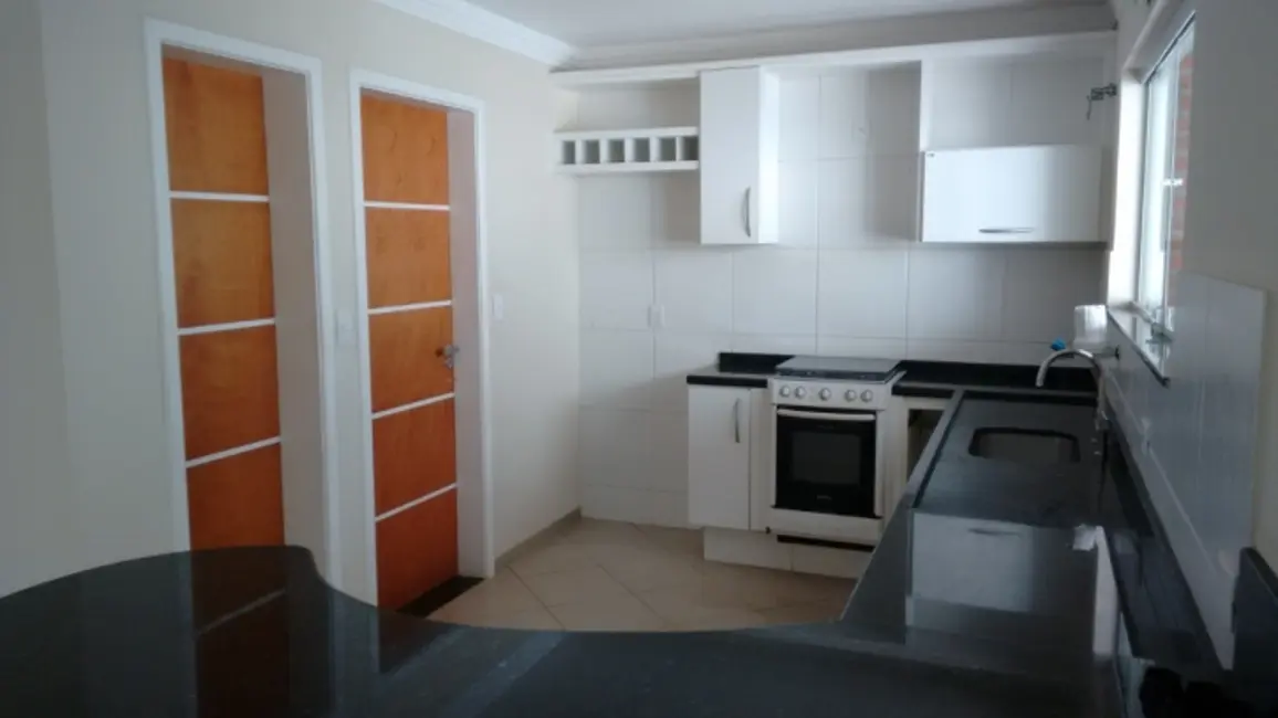 Sobrado com 3 quartos à venda e para alugar, 268m2 em Sorocaba - SP - imagem 5 Foto 5 de Sobrado com 3 quartos à venda e para alugar, 268m2 em Sorocaba - SP