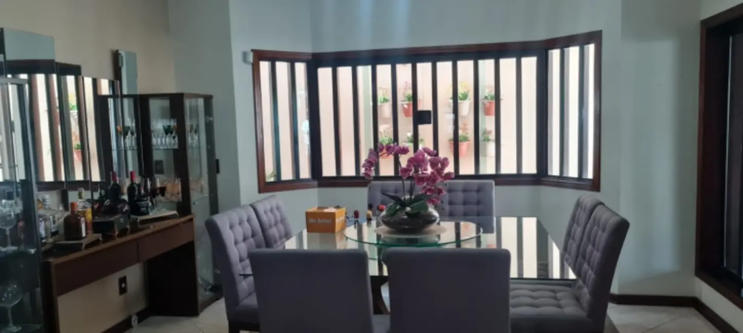 Sobrado com 3 quartos à venda, 259m2 em Vila Trujillo, Sorocaba - SP - imagem 8 Foto 8 de Sobrado com 3 quartos à venda, 259m2 em Vila Trujillo, Sorocaba - SP