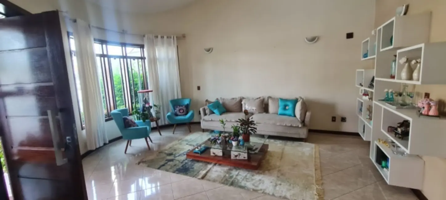 Foto 2 de Sobrado com 3 quartos à venda, 259m2 em Vila Trujillo, Sorocaba - SP