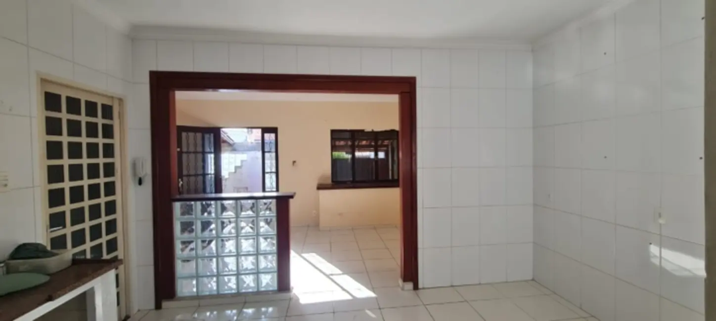 Casa de Condomínio com 3 quartos à venda, 127m2 em Jardim Maria Antônia Prado, Sorocaba - SP - imagem 4 Foto 4 de Casa de Condomínio com 3 quartos à venda, 127m2 em Jardim Maria Antônia Prado, Sorocaba - SP