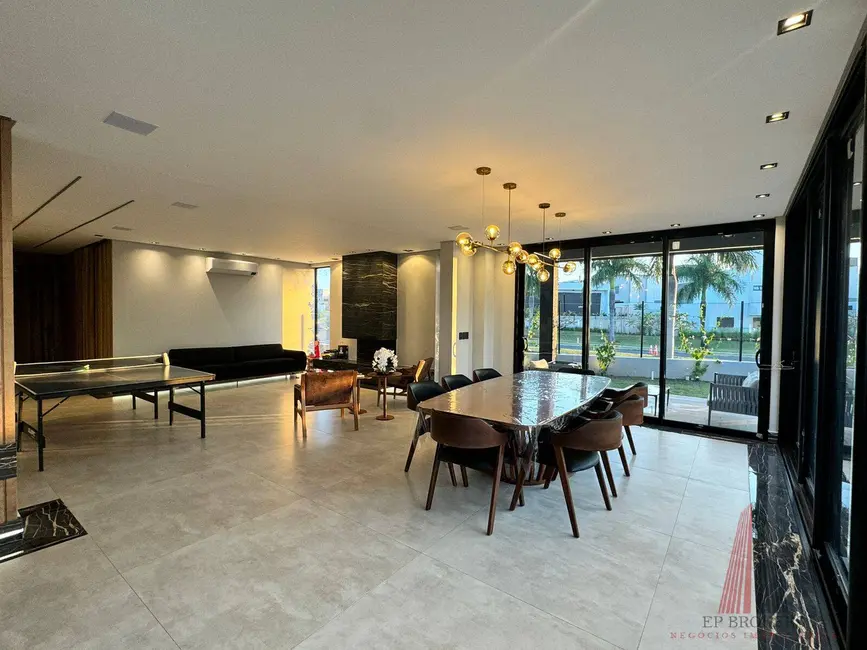 Foto 8 de Sobrado com 5 quartos à venda, 450m2 em Sorocaba - SP