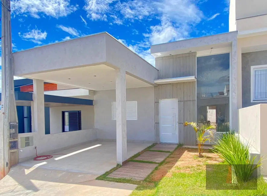 Foto 2 de Casa de Condomínio com 3 quartos à venda, 110m2 em Horto Florestal, Sorocaba - SP