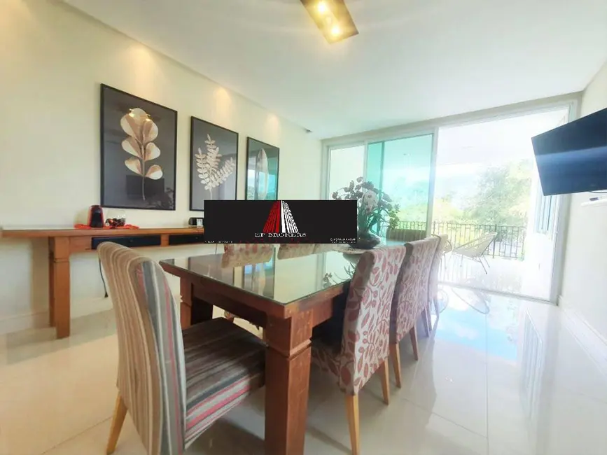 Foto 9 de Casa de Condomínio com 3 quartos à venda e para alugar, 350m2 em Aparecidinha, Sorocaba - SP