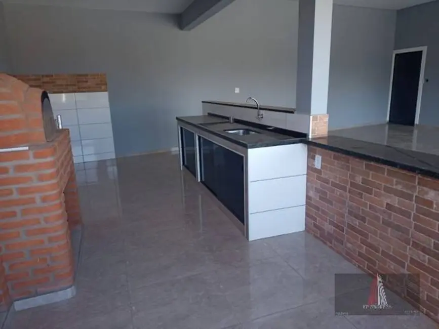 Chácara com 3 quartos à venda, 1500m2 em Caguassu, Sorocaba - SP - imagem 4 Foto 4 de Chácara com 3 quartos à venda, 1500m2 em Caguassu, Sorocaba - SP