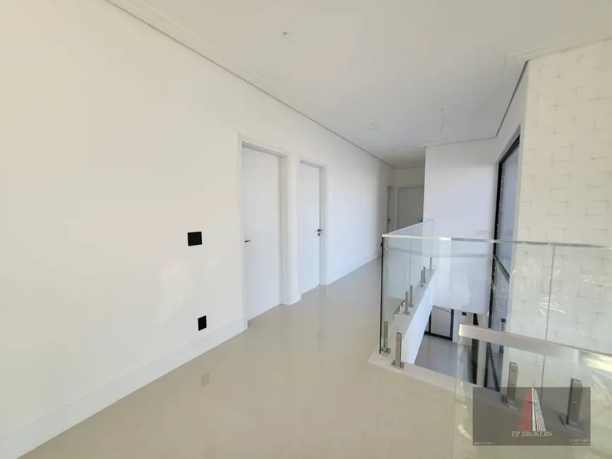 Foto 5 de Casa com 4 quartos à venda, 456m2 em Votorantim - SP