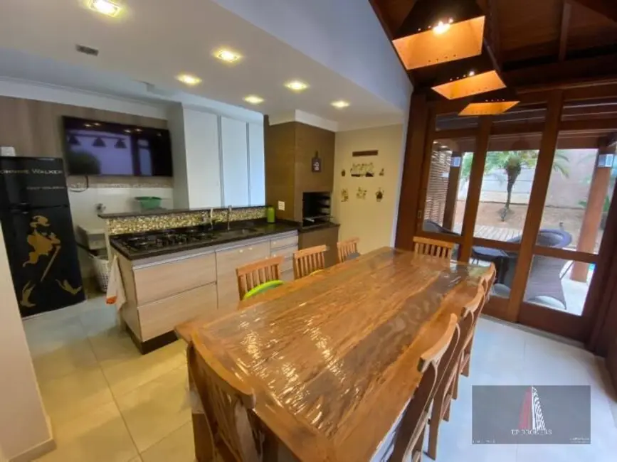 Foto 2 de Sobrado com 3 quartos à venda, 160m2 em Vossoroca, Votorantim - SP