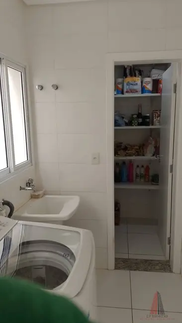 Casa de Condomínio com 3 quartos à venda, 250m2 em Sorocaba - SP - imagem 8 Foto 8 de Casa de Condomínio com 3 quartos à venda, 250m2 em Sorocaba - SP