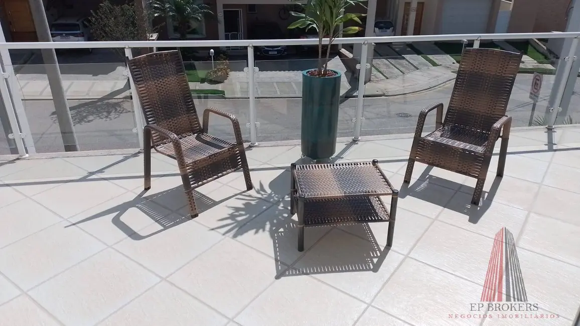 Casa de Condomínio com 3 quartos à venda, 250m2 em Sorocaba - SP - imagem 3 Foto 3 de Casa de Condomínio com 3 quartos à venda, 250m2 em Sorocaba - SP