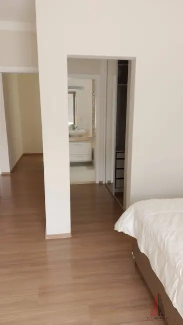 Casa de Condomínio com 3 quartos à venda, 250m2 em Sorocaba - SP - imagem 6 Foto 6 de Casa de Condomínio com 3 quartos à venda, 250m2 em Sorocaba - SP