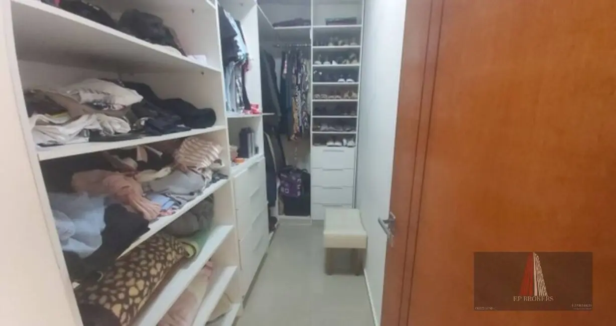 Casa de Condomínio com 3 quartos à venda, 250m2 em Cajuru do Sul, Sorocaba - SP - imagem 9 Foto 9 de Casa de Condomínio com 3 quartos à venda, 250m2 em Cajuru do Sul, Sorocaba - SP