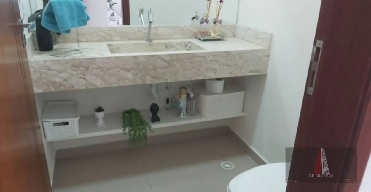 Casa de Condomínio com 3 quartos à venda, 250m2 em Cajuru do Sul, Sorocaba - SP - imagem 4 Foto 4 de Casa de Condomínio com 3 quartos à venda, 250m2 em Cajuru do Sul, Sorocaba - SP