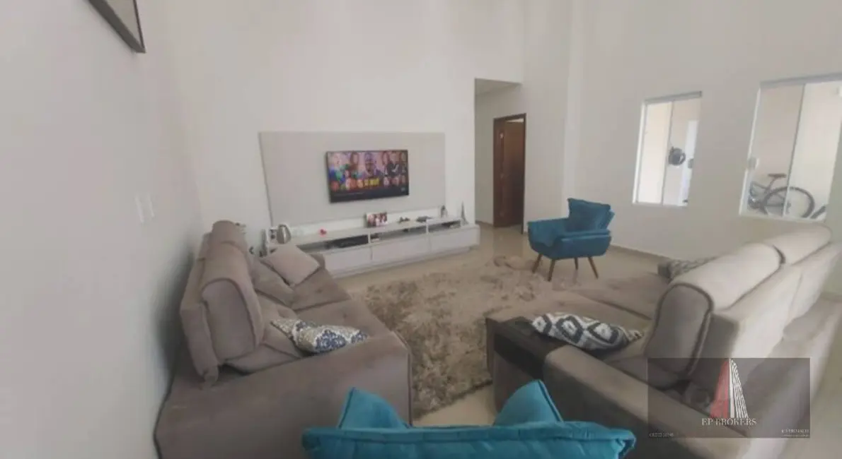 Casa de Condomínio com 3 quartos à venda, 250m2 em Cajuru do Sul, Sorocaba - SP - imagem 3 Foto 3 de Casa de Condomínio com 3 quartos à venda, 250m2 em Cajuru do Sul, Sorocaba - SP