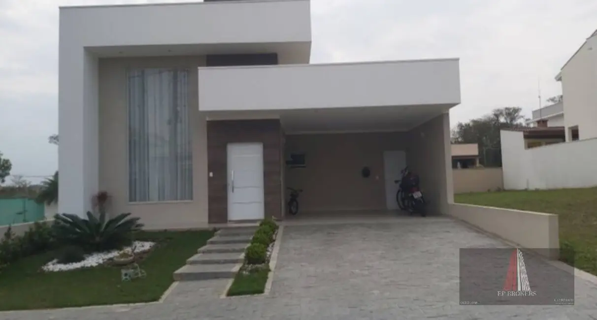 Foto 2 de Casa de Condomínio com 3 quartos à venda, 250m2 em Cajuru do Sul, Sorocaba - SP