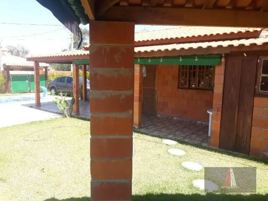 Chácara com 2 quartos à venda, 1000m2 em Brigadeiro Tobias, Sorocaba - SP - imagem 4 Foto 4 de Chácara com 2 quartos à venda, 1000m2 em Brigadeiro Tobias, Sorocaba - SP