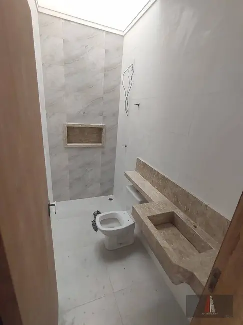 Casa de Condomínio com 3 quartos à venda, 154m2 em Sorocaba - SP - imagem 5 Foto 5 de Casa de Condomínio com 3 quartos à venda, 154m2 em Sorocaba - SP