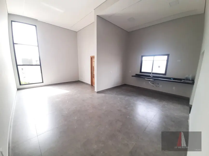 Casa de Condomínio com 3 quartos à venda, 200m2 em Wanel Ville, Sorocaba - SP - imagem 5 Foto 5 de Casa de Condomínio com 3 quartos à venda, 200m2 em Wanel Ville, Sorocaba - SP