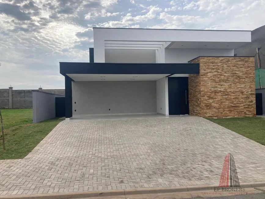 Foto 1 de Casa de Condomínio com 3 quartos à venda, 454m2 em Votorantim - SP