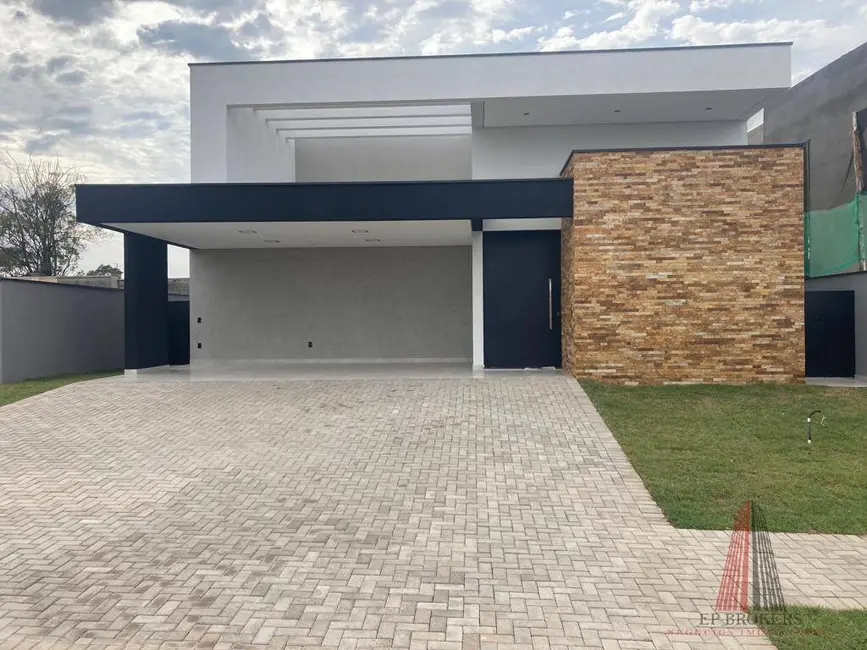 Foto 2 de Casa de Condomínio com 3 quartos à venda, 454m2 em Votorantim - SP