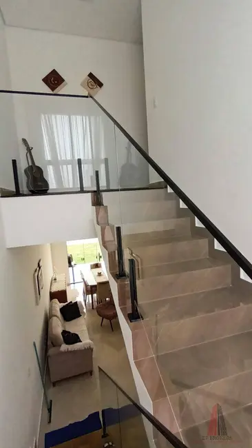 Casa de Condomínio com 3 quartos à venda, 155m2 em Wanel Ville, Sorocaba - SP - imagem 5 Foto 5 de Casa de Condomínio com 3 quartos à venda, 155m2 em Wanel Ville, Sorocaba - SP