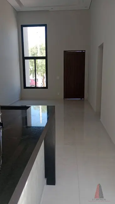 Casa com 3 quartos à venda em Jardim Novo Horizonte, Sorocaba - SP - imagem 4 Foto 4 de Casa com 3 quartos à venda em Jardim Novo Horizonte, Sorocaba - SP