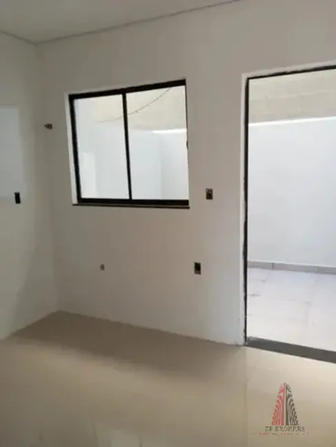 Casa com 2 quartos à venda em Wanel Ville, Sorocaba - SP - imagem 2 Foto 2 de Casa com 2 quartos à venda em Wanel Ville, Sorocaba - SP