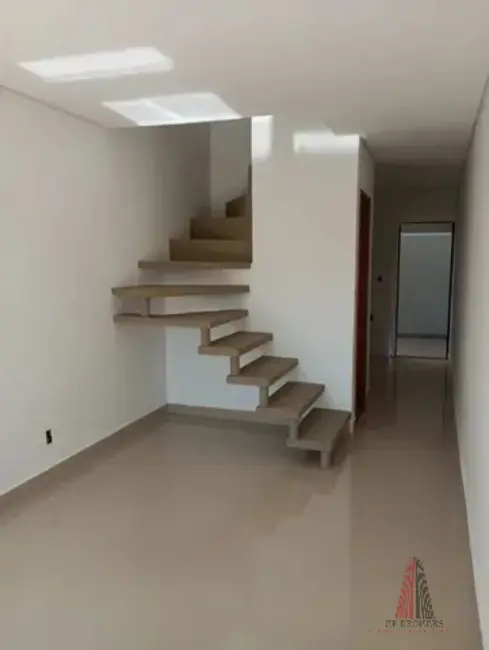 Casa com 2 quartos à venda em Wanel Ville, Sorocaba - SP - imagem 4 Foto 4 de Casa com 2 quartos à venda em Wanel Ville, Sorocaba - SP